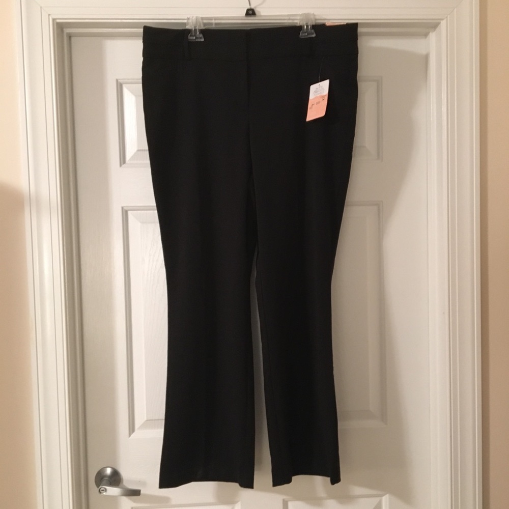 NWT Maurices black slacks size 18 R